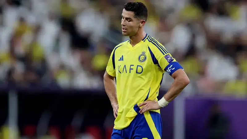 Dù ra sao, Cristiano Ronaldo vẫn là biểu tượng của giới túc cầu